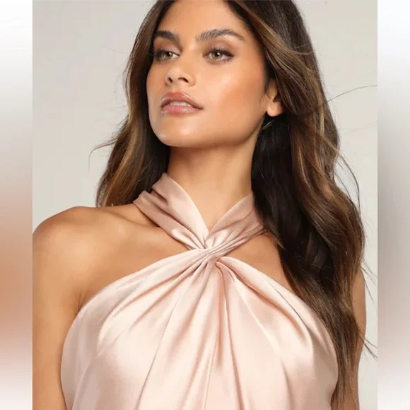 NWT ASOS Design Satin Halter Maxi Formal Gown Dress. Size 6. Medium. - Picture 3 of 16